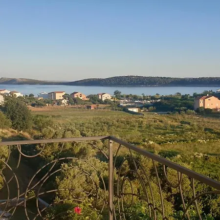Mia 2 Apartmán
