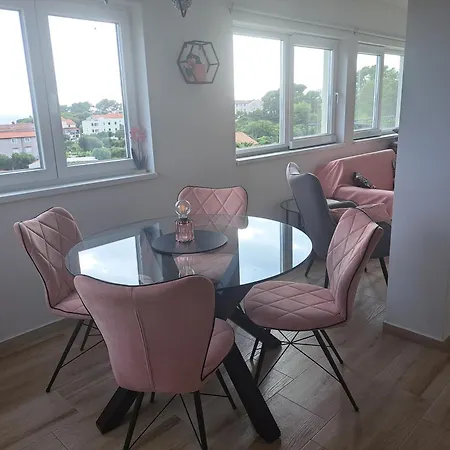 Apartament Mia 2 Banjol