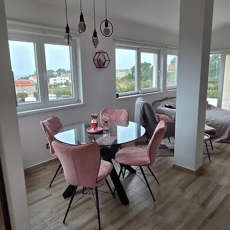 Apartmán Mia 2