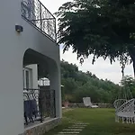 Apartamento Mia 2 *