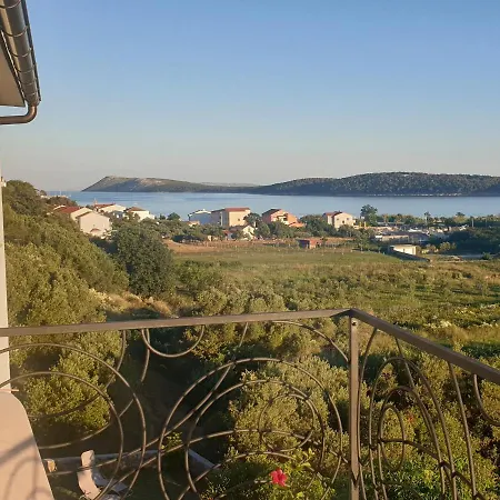 Mia 2 Apartman