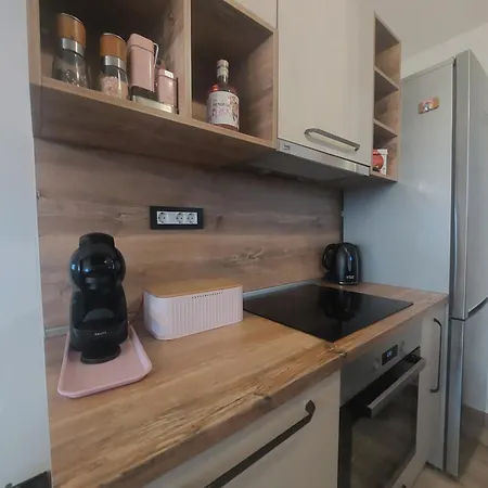 Apartman Mia 2 *
