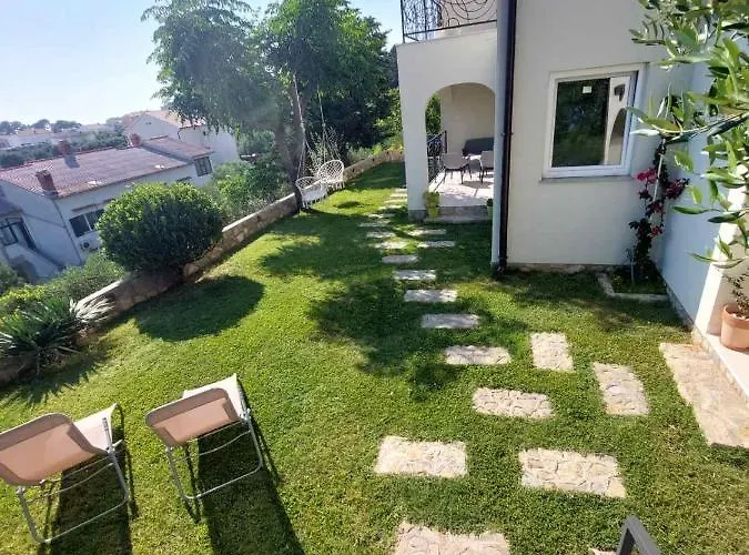 Mia 2 *